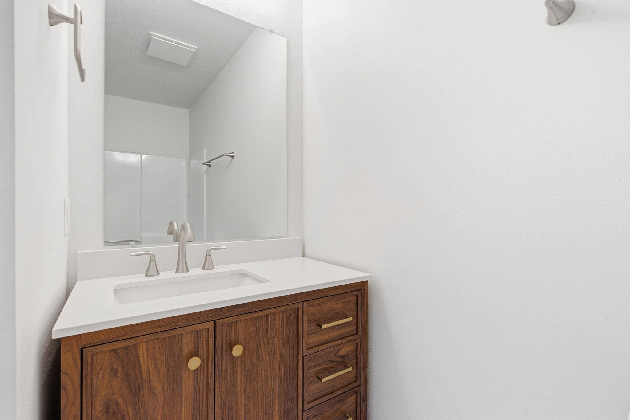 1160 E Highpoint Street