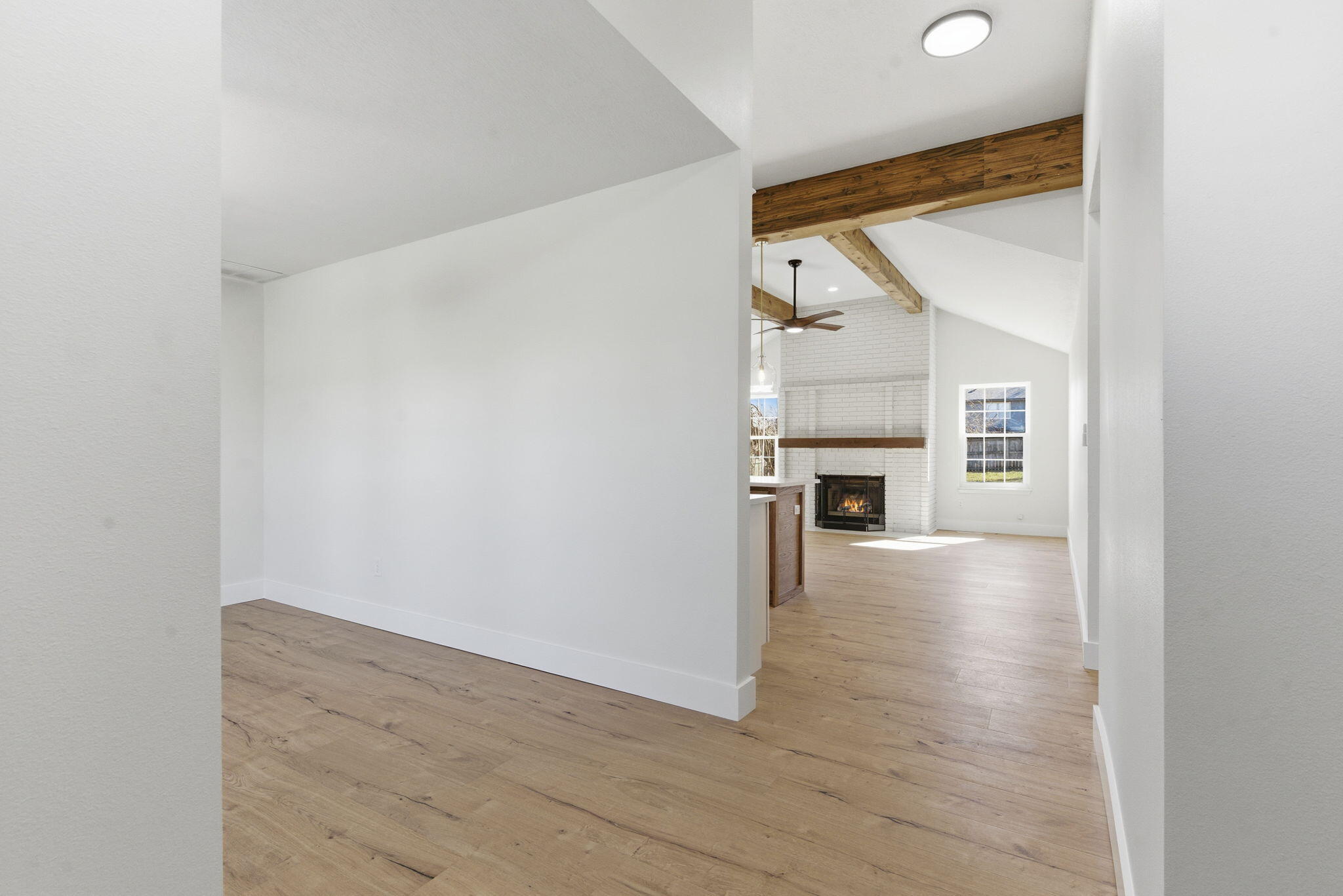 1160 E Highpoint Street