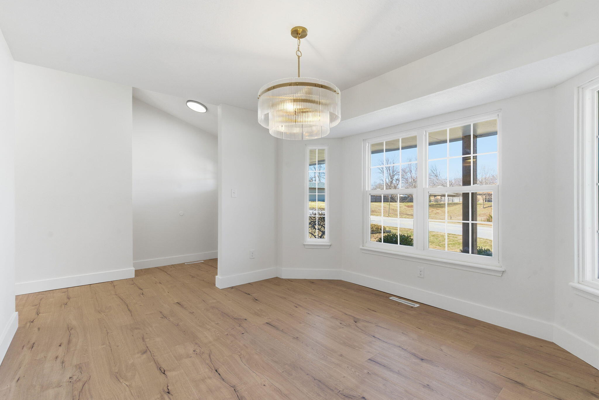 1160 E Highpoint Street