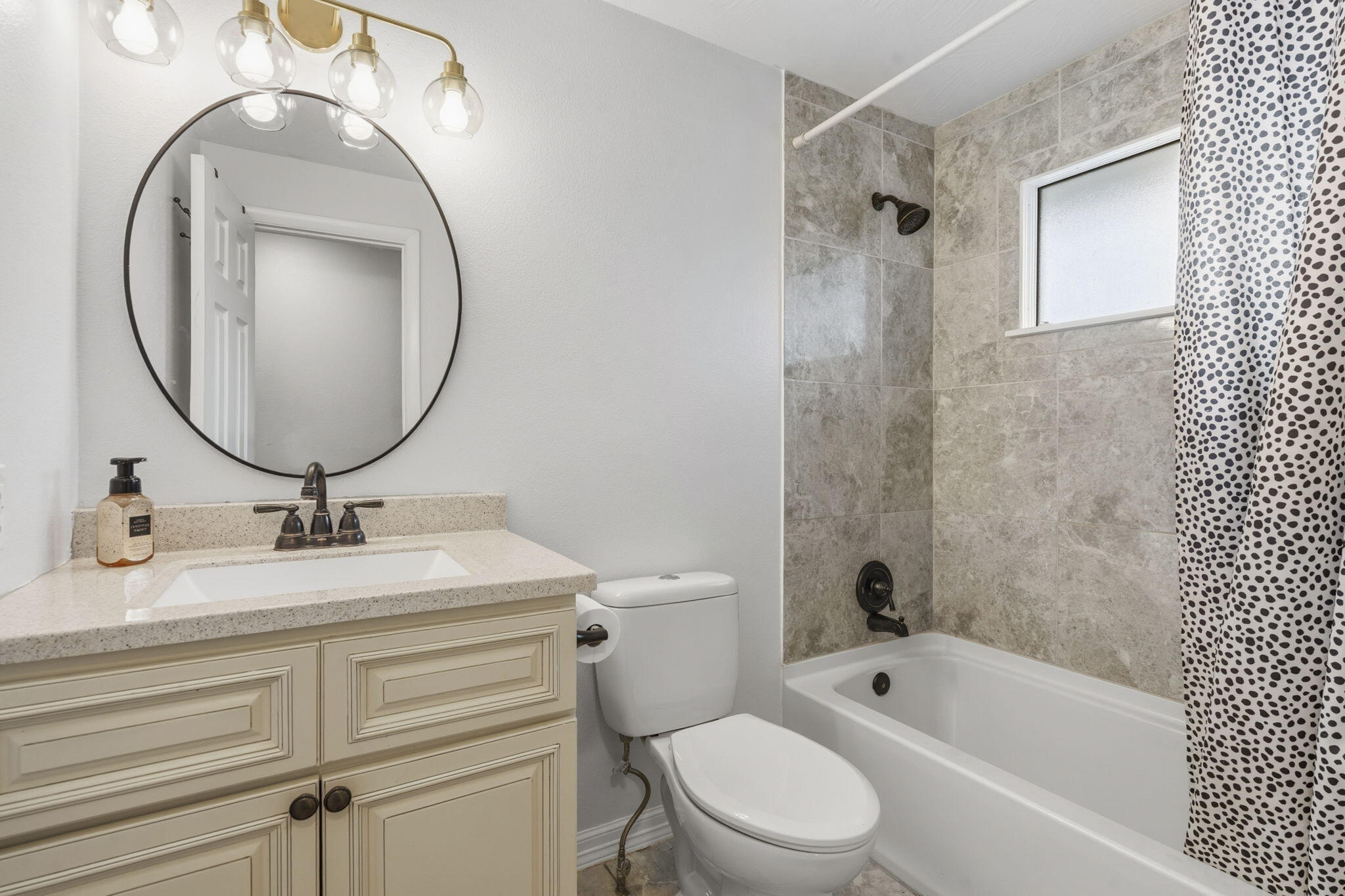 3231 S Parkhill Avenue