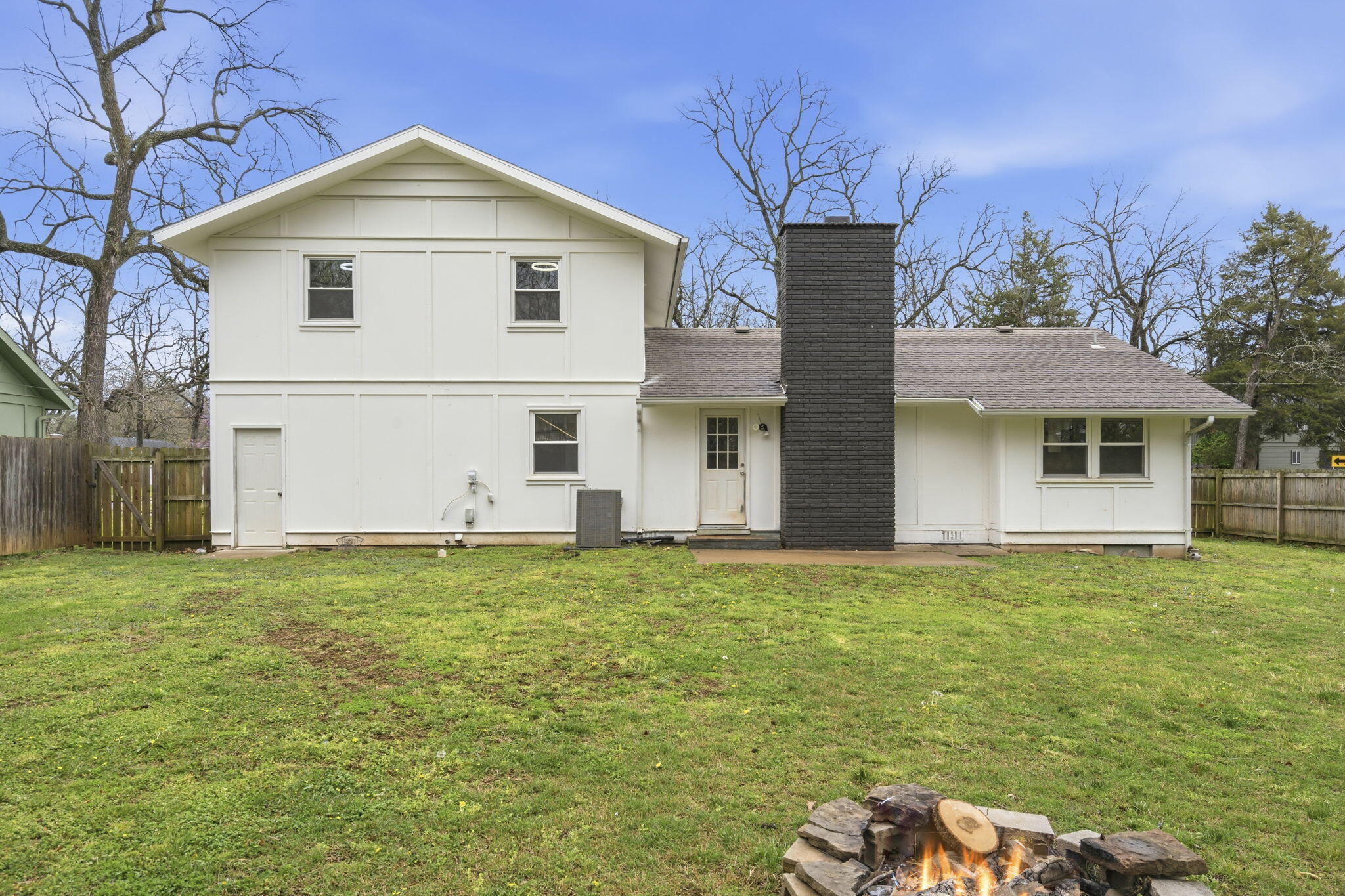 3231 S Parkhill Avenue