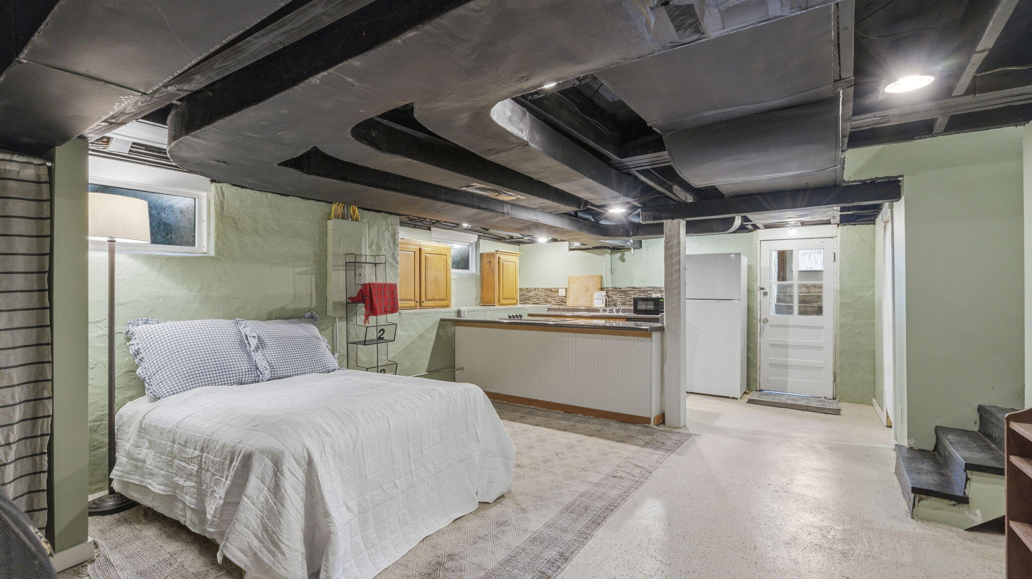 1516 S Kimbrough Avenue