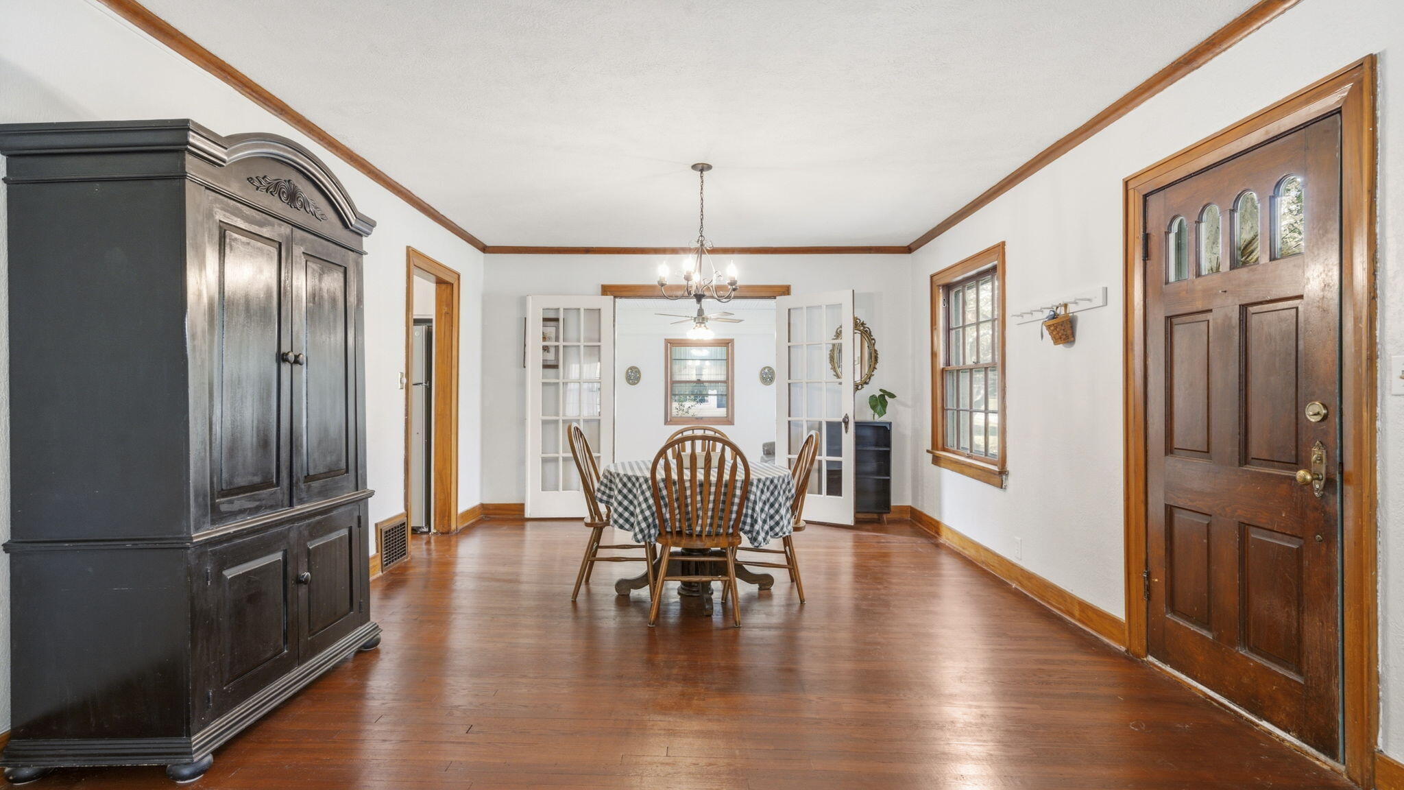 1516 S Kimbrough Avenue