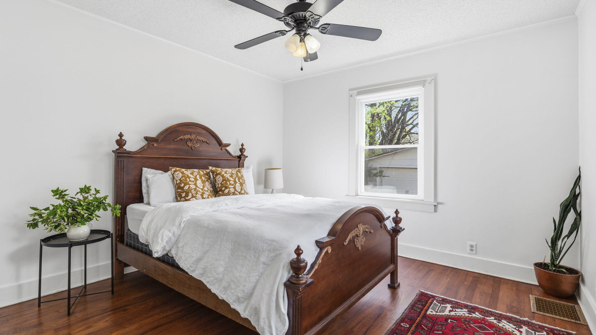 1516 S Kimbrough Avenue