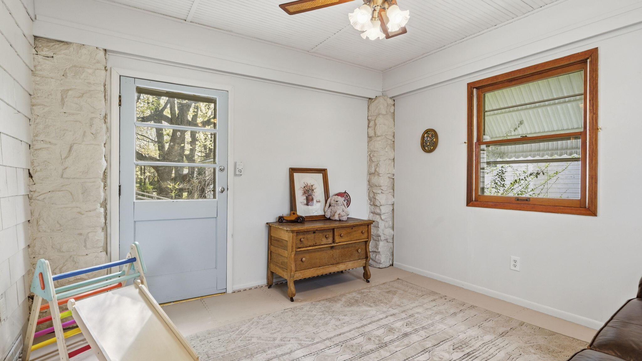 1516 S Kimbrough Avenue