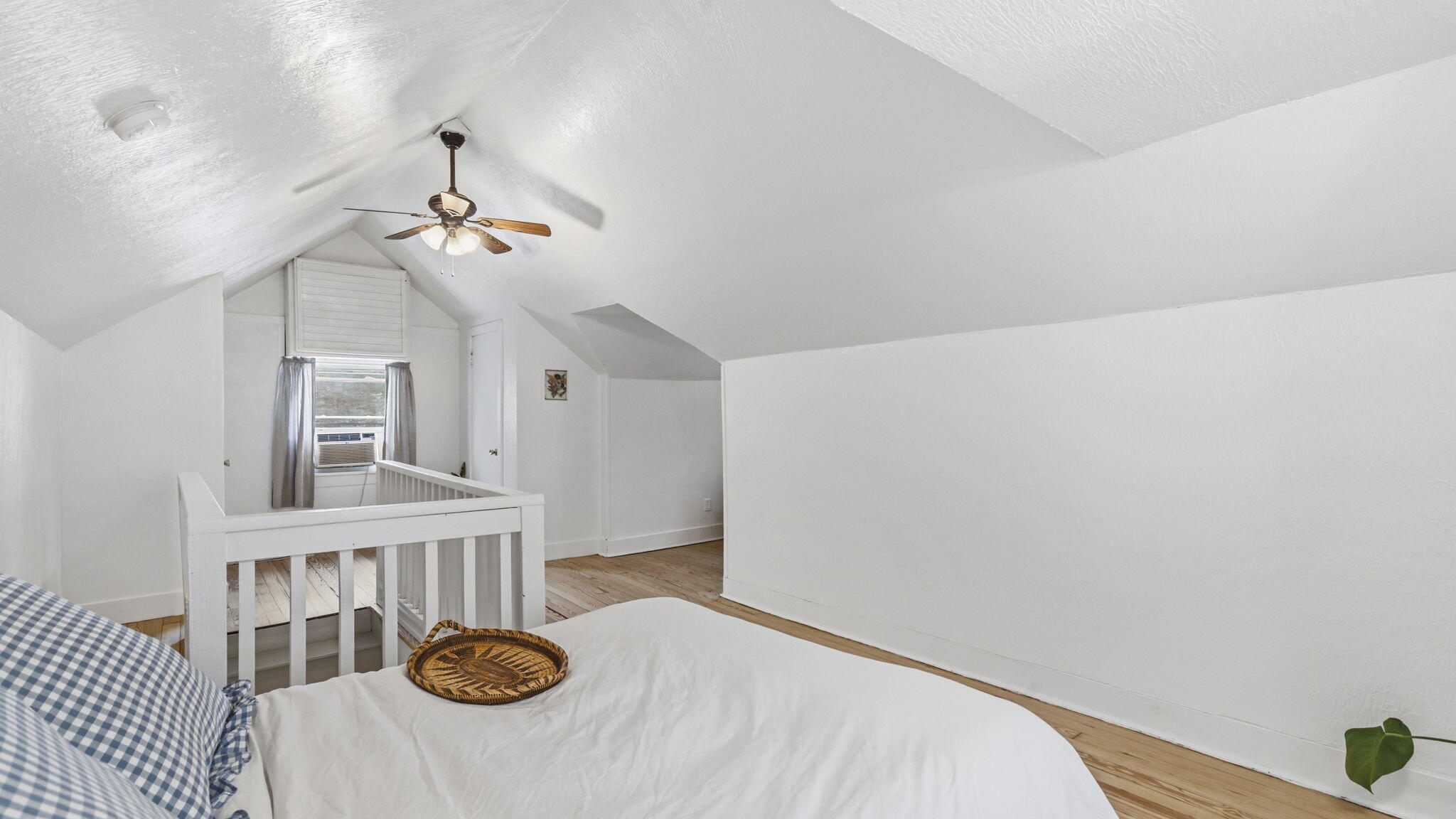 1516 S Kimbrough Avenue