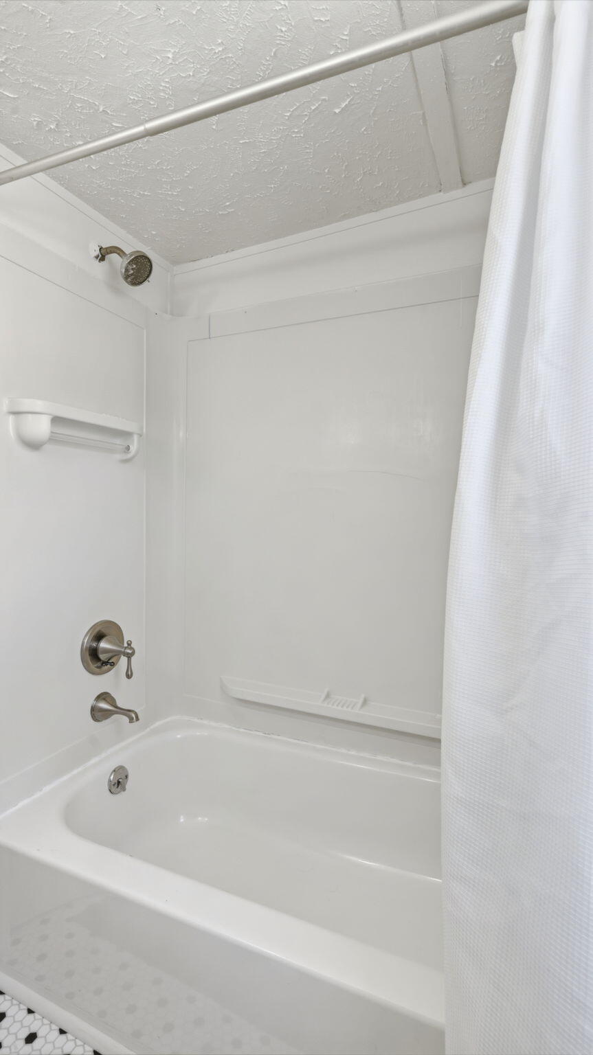 1516 S Kimbrough Avenue