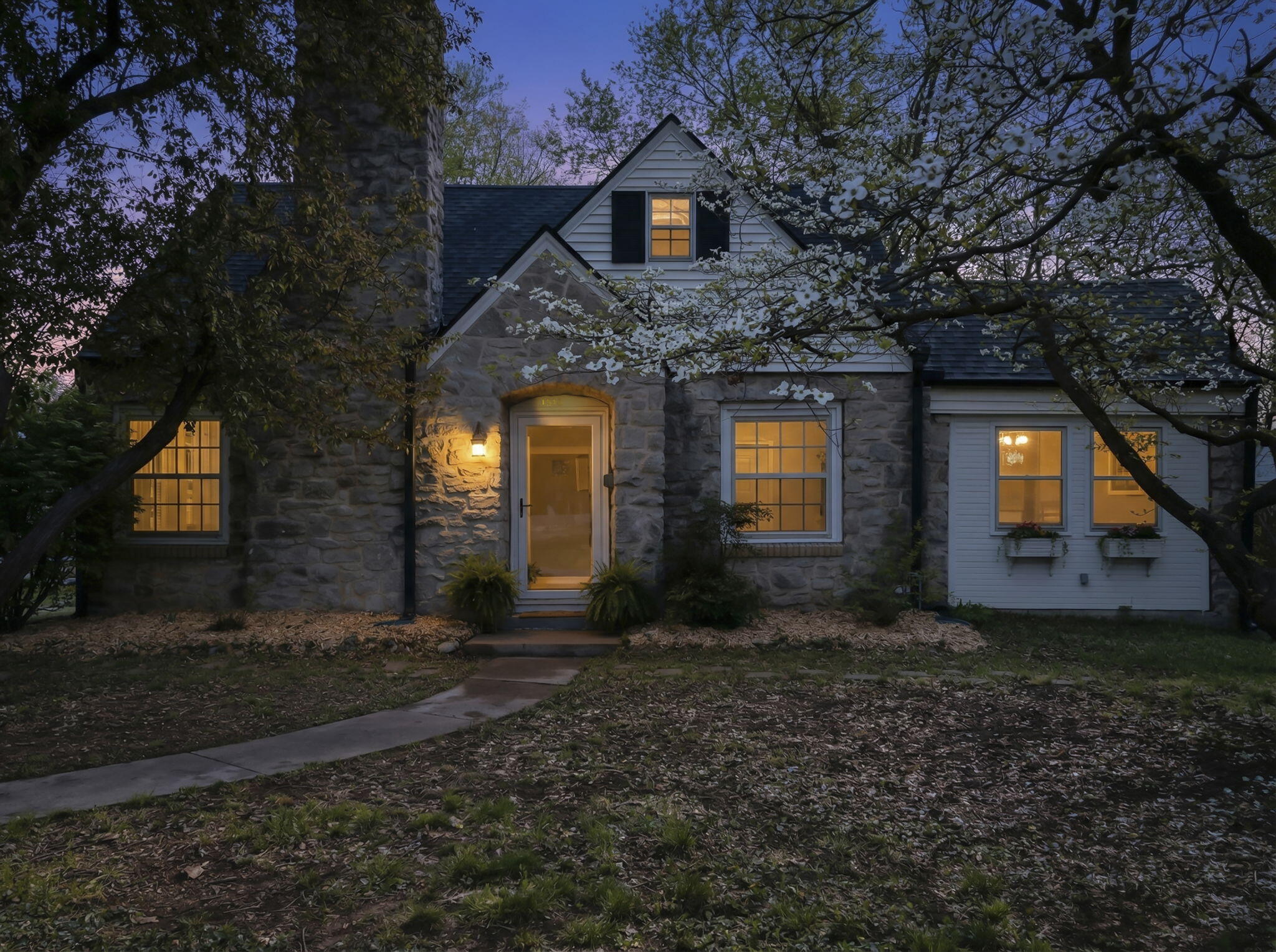 1516 S Kimbrough Avenue