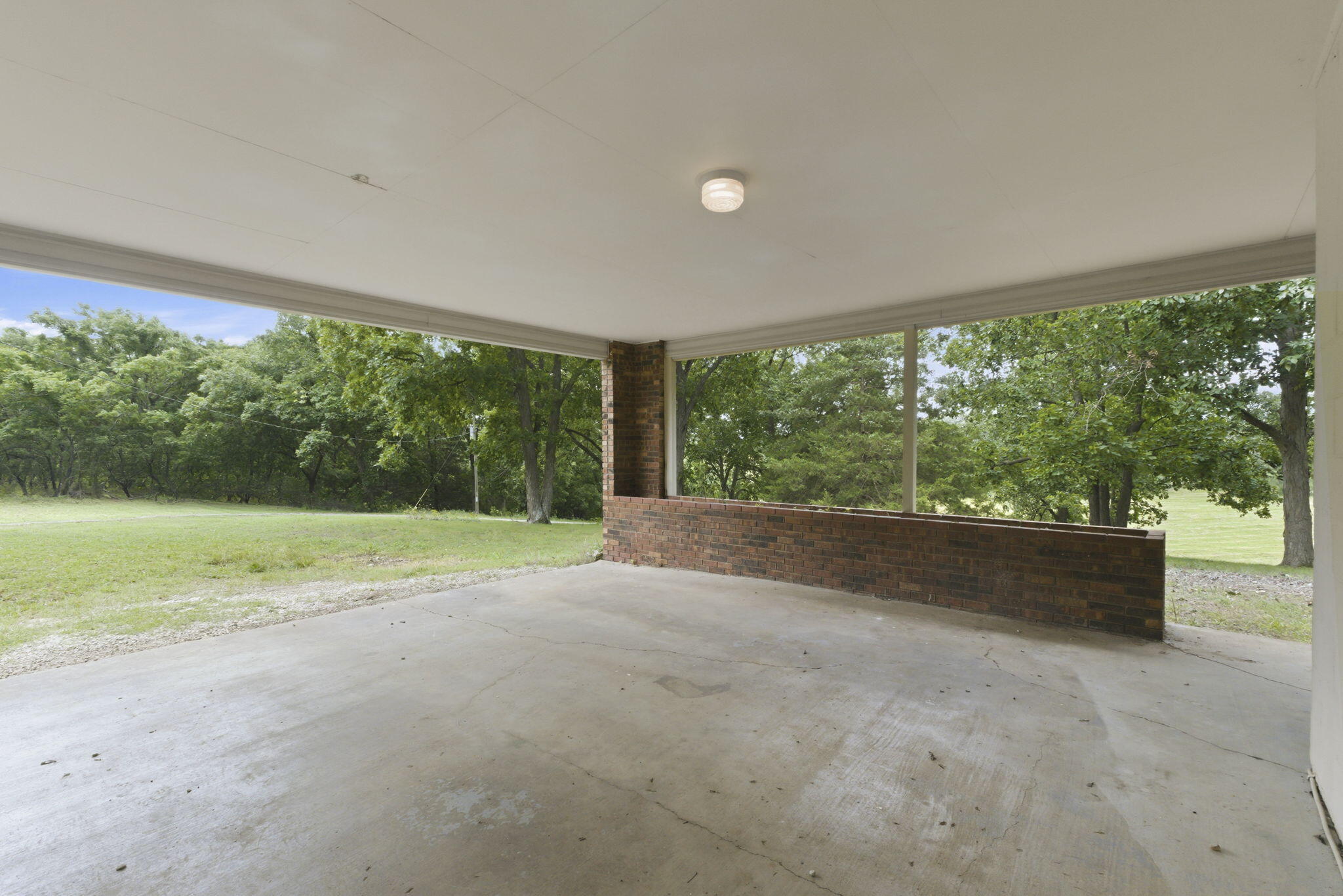 18555 State Highway 32