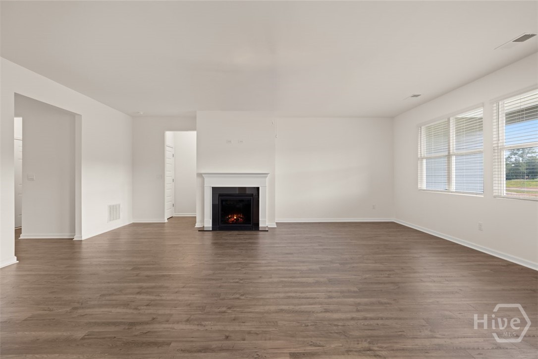 198 Daurian Drive
