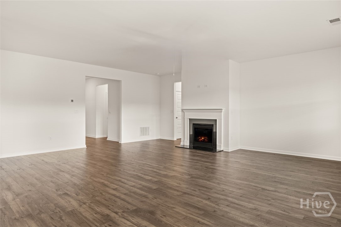 198 Daurian Drive