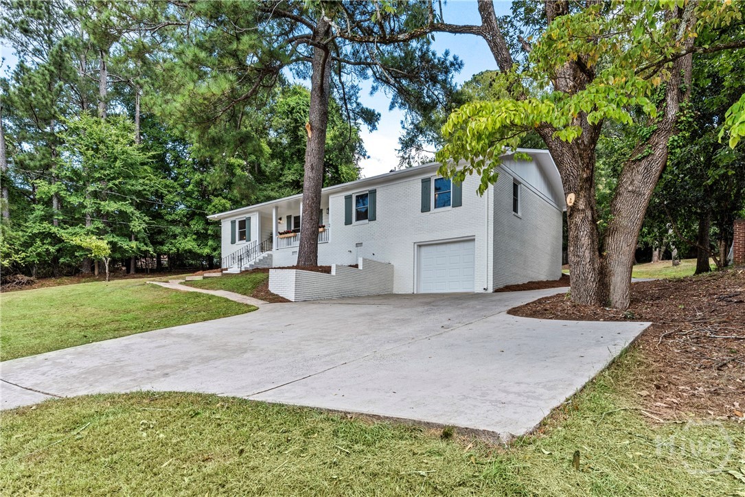 210 Valleybrook Drive