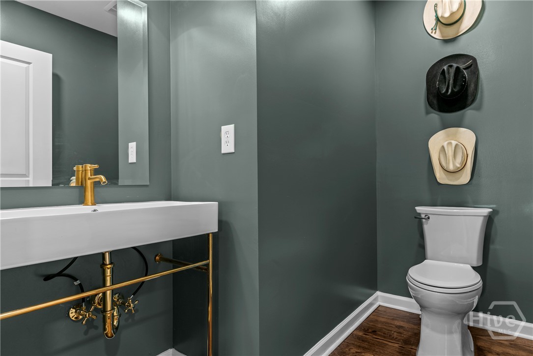 210 Valleybrook Drive