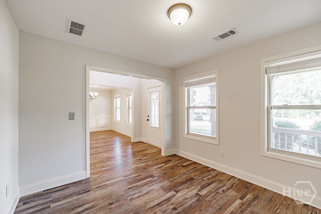 140 Ingobert Place