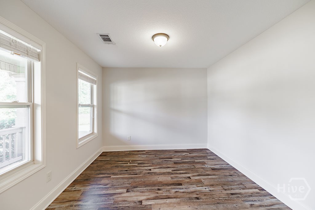 140 Ingobert Place