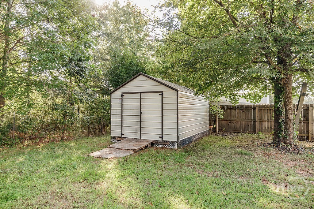 140 Ingobert Place