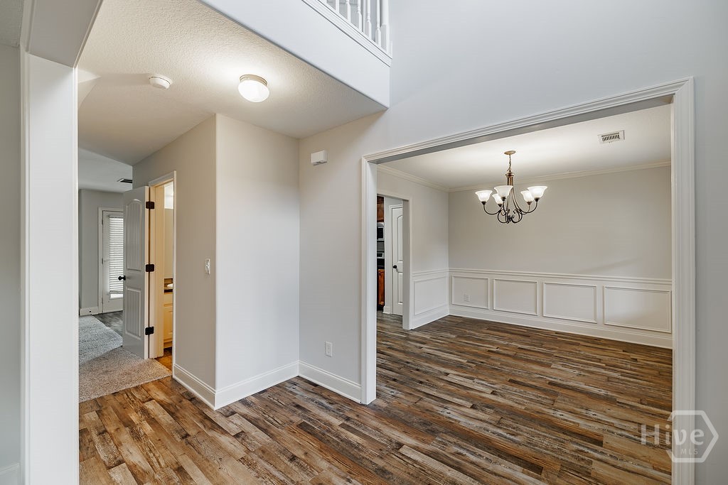 140 Ingobert Place