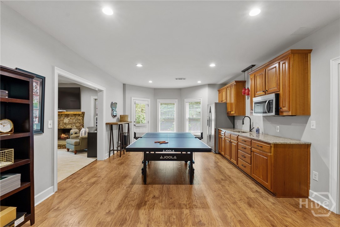 2082 Wade Drive