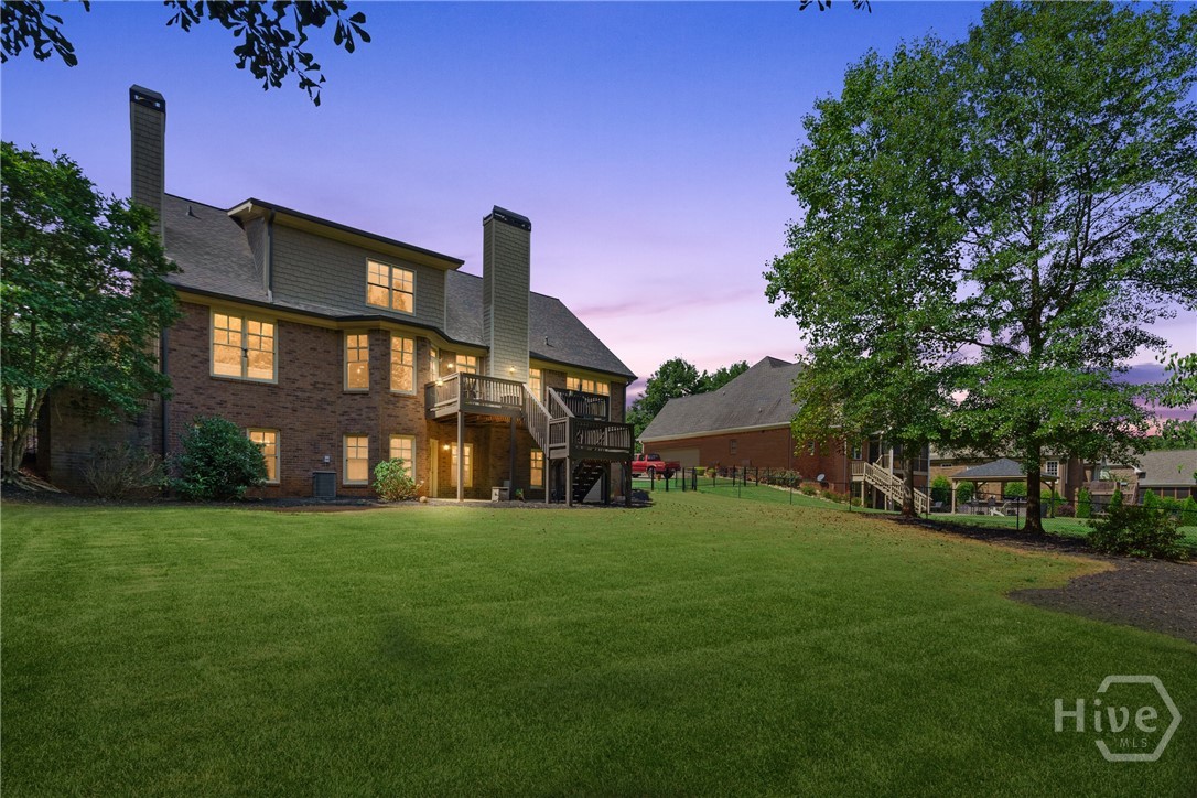 2082 Wade Drive