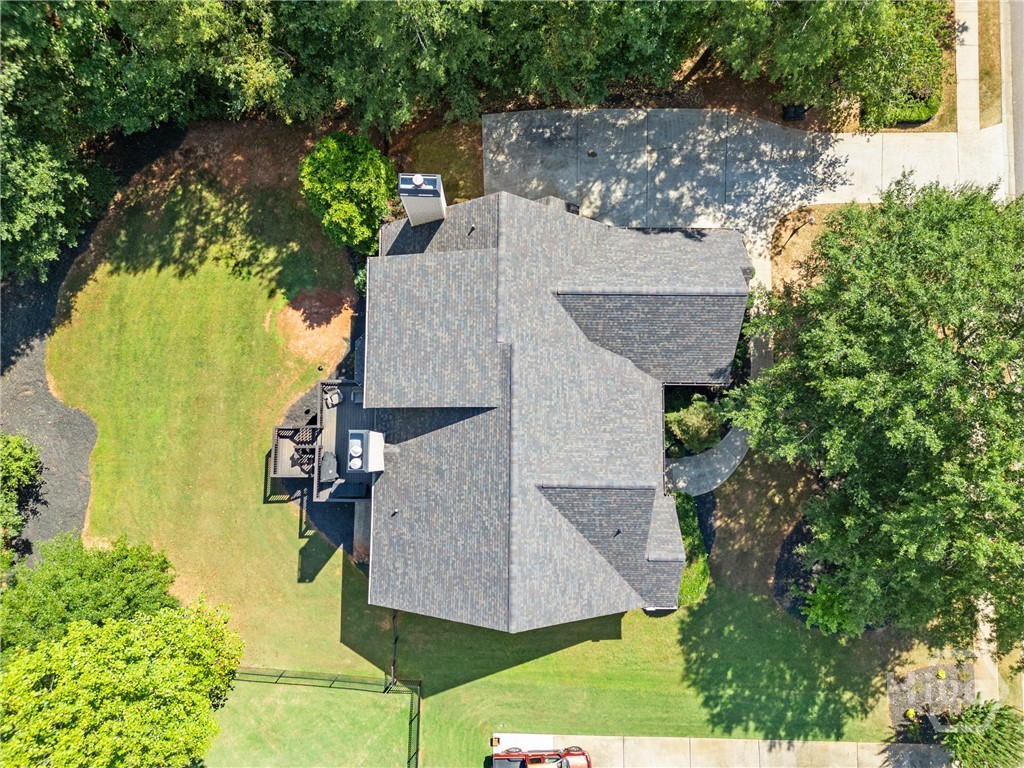2082 Wade Drive