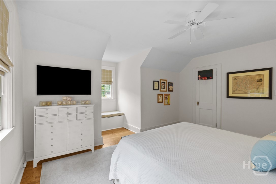 275 Westview Drive
