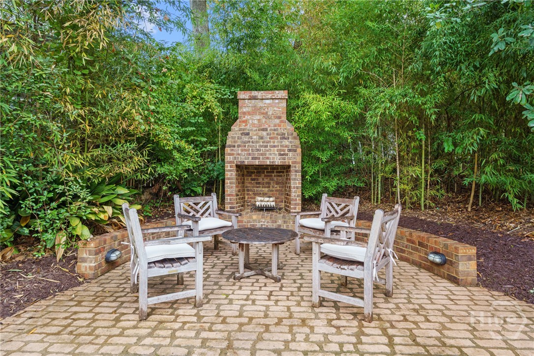 275 Westview Drive