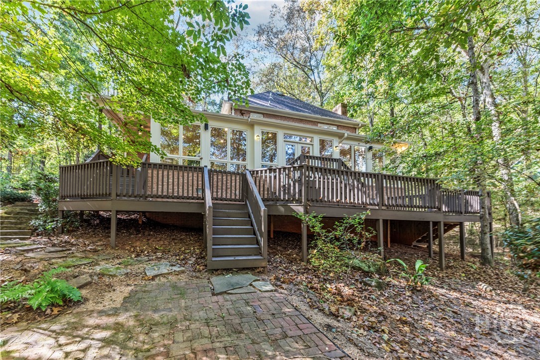 1081 Old Mill Drive