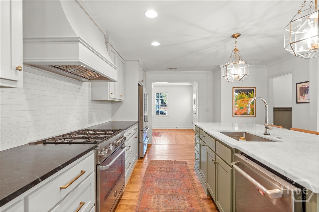 410 Sunset Drive