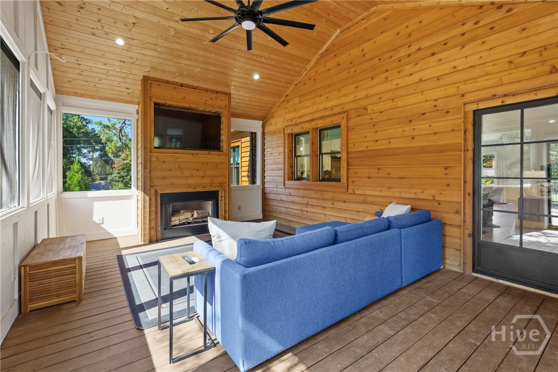 169 Fortson Circle