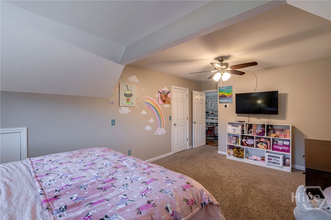 1537 Lakeland Drive