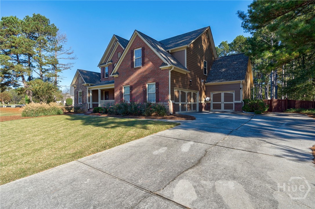 1537 Lakeland Drive