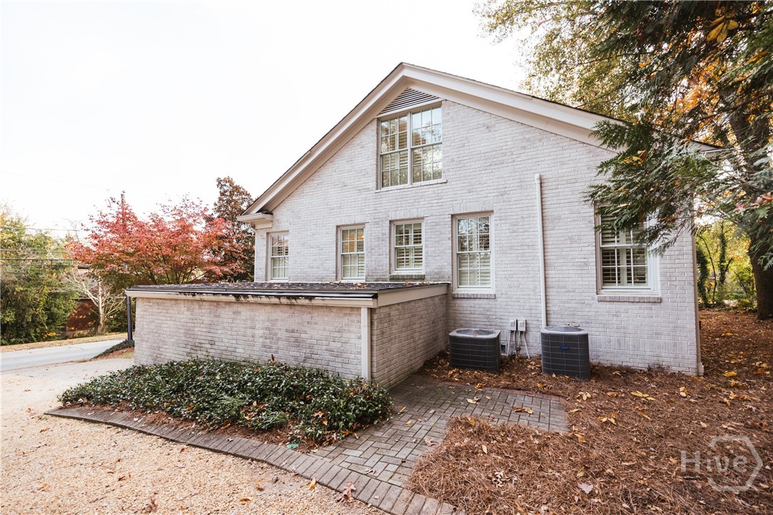 293 Southview Drive