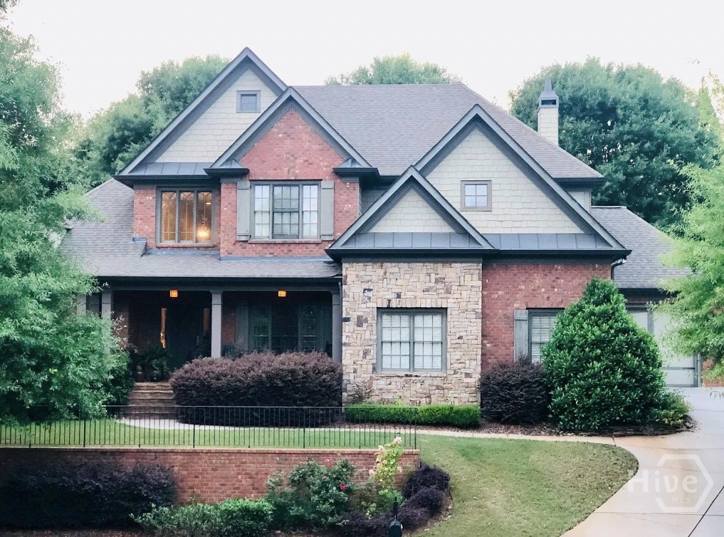 1025 Parkside Place