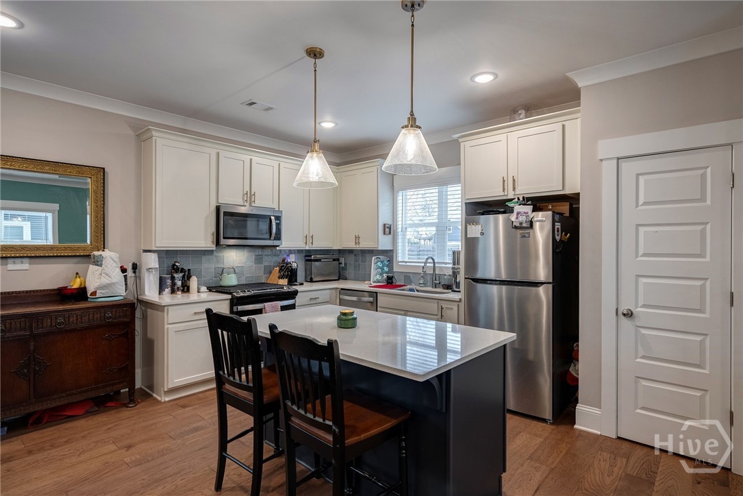 655 Oglethorpe Avenue