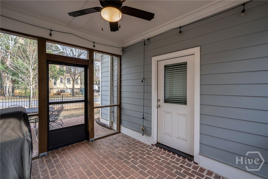 655 Oglethorpe Avenue