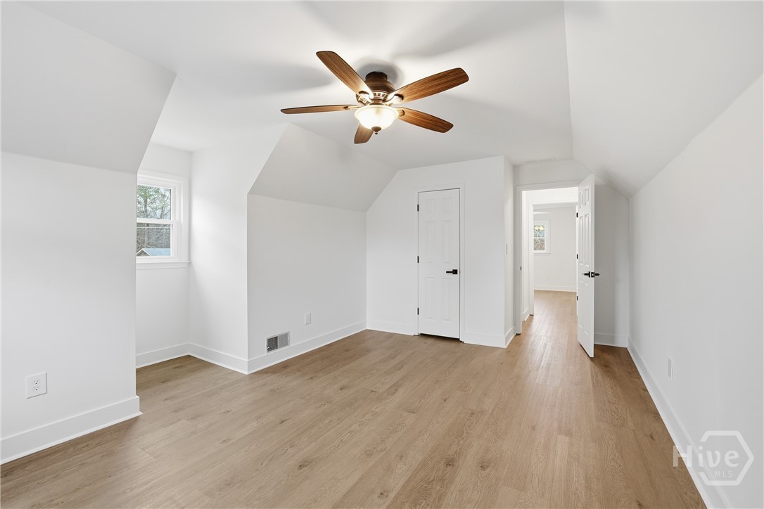 1060 Old Farm Road