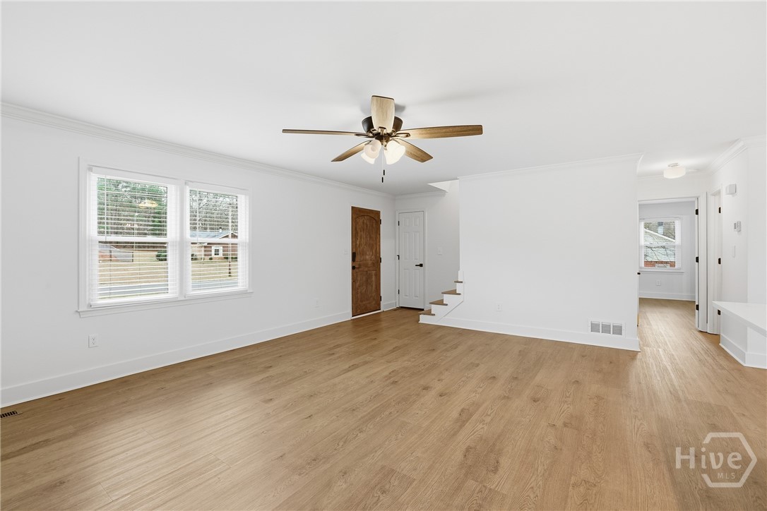 1060 Old Farm Road