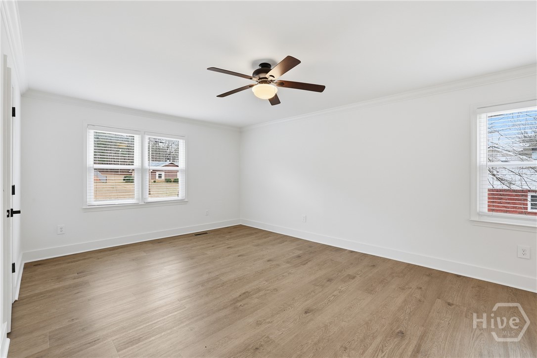 1060 Old Farm Road