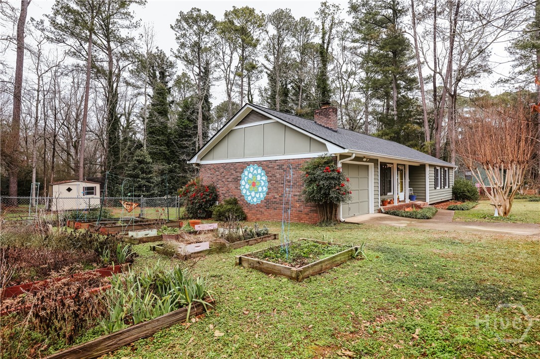 140 Crossbow Place