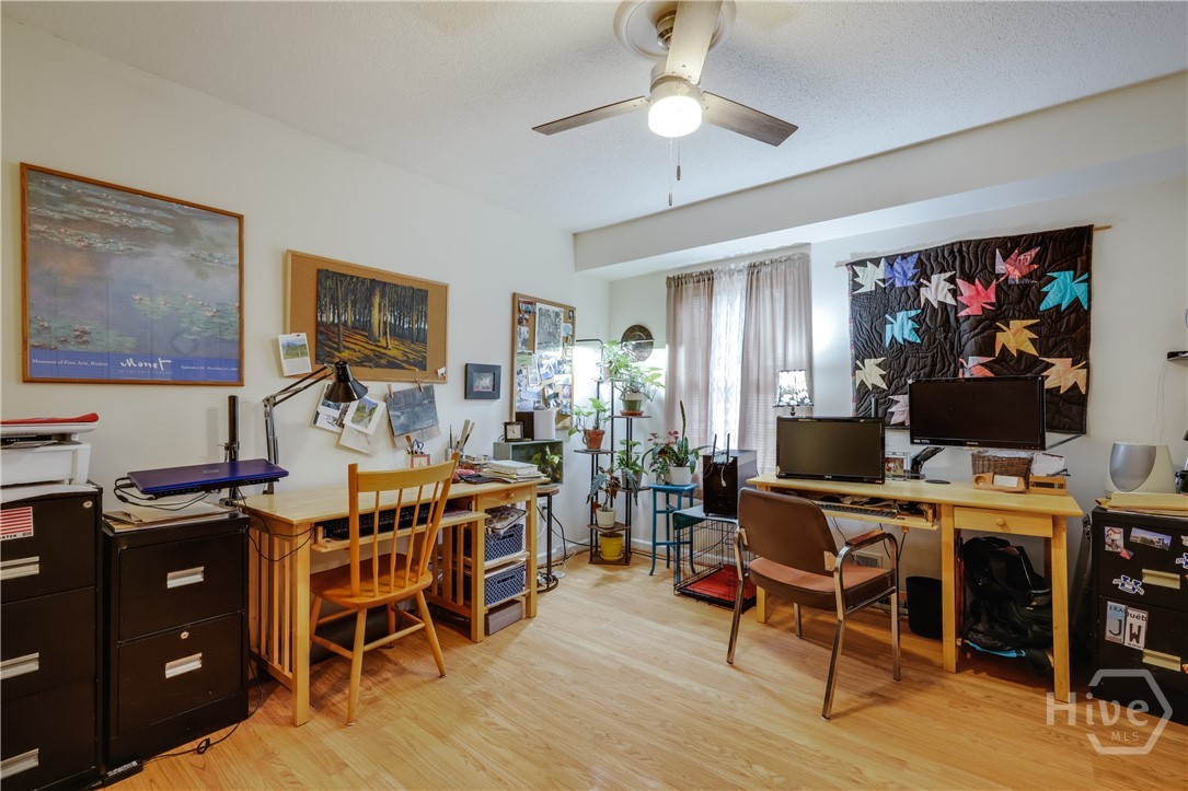 140 Crossbow Place