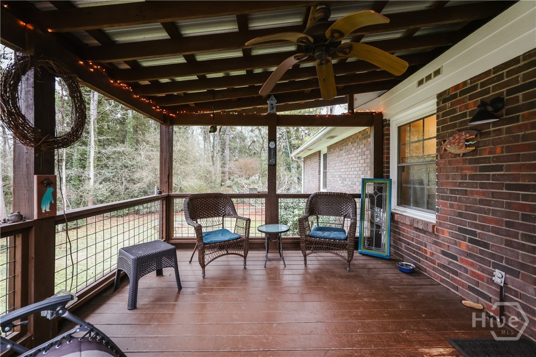 140 Crossbow Place