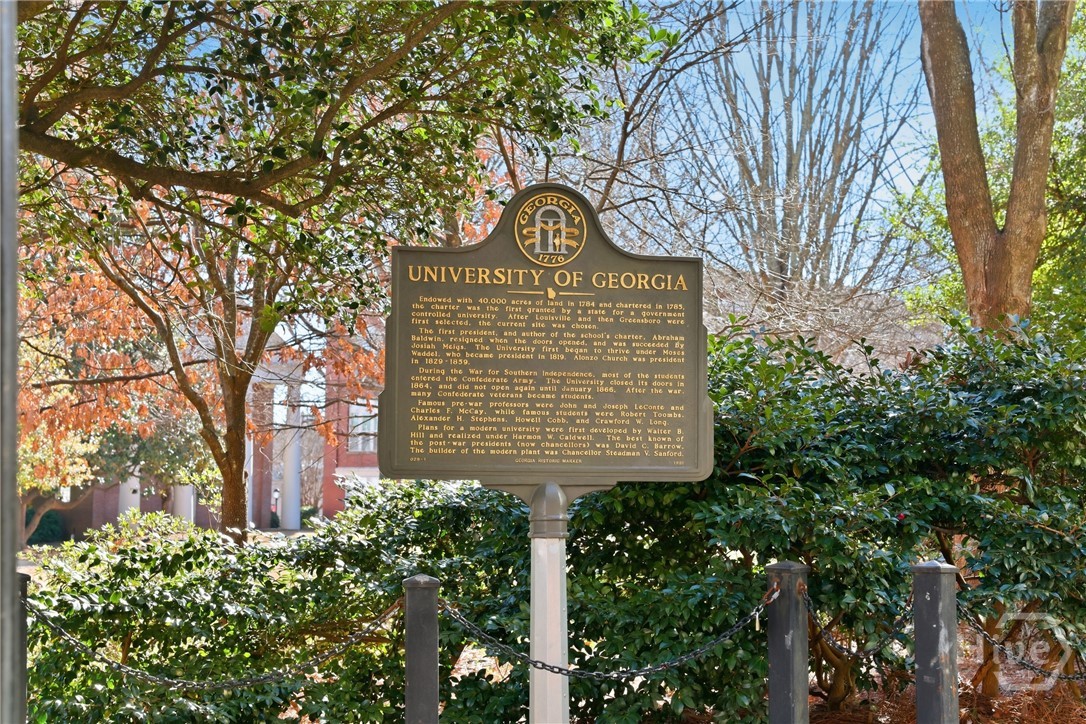 250 W Broad Street 405