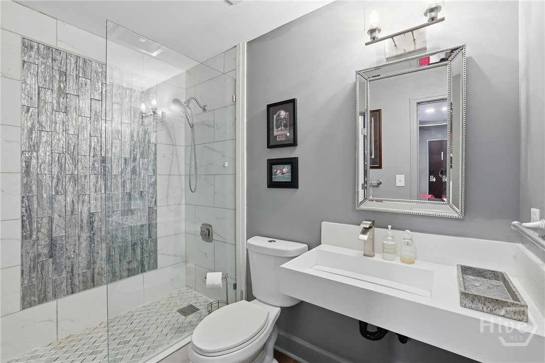 250 W Broad Street 405