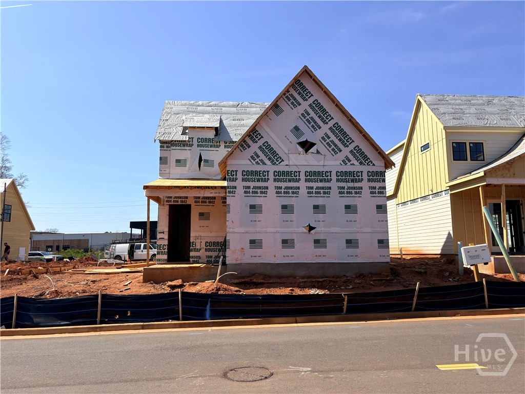 2725 Electric Avenue