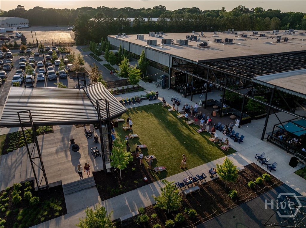 2725 Electric Avenue