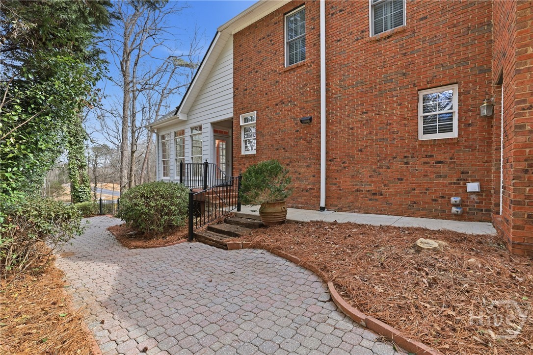 1031 Waterford Court