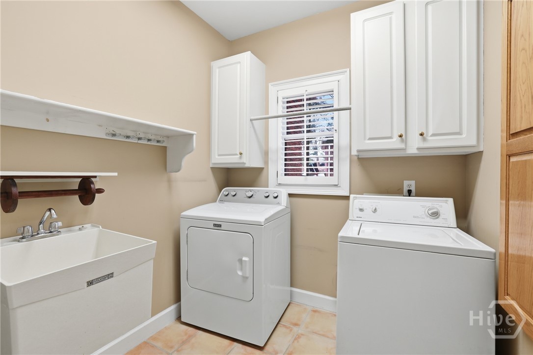 1031 Waterford Court