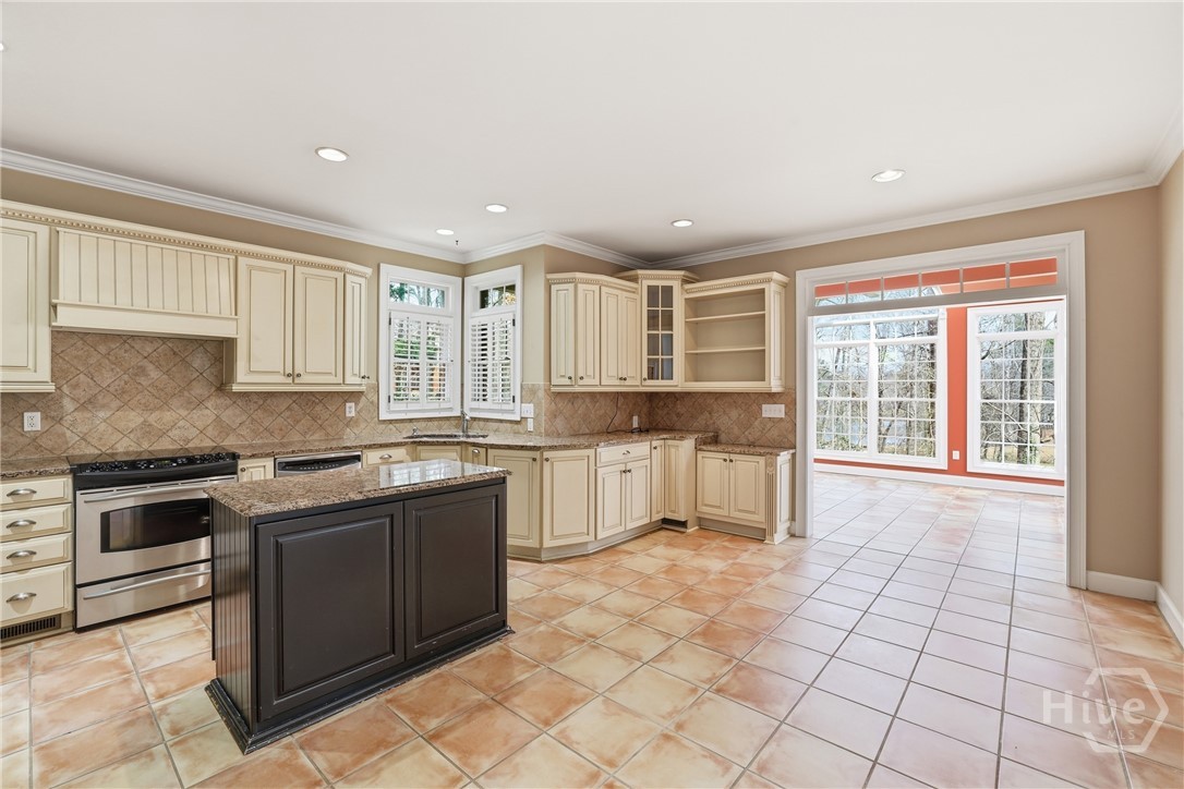 1031 Waterford Court