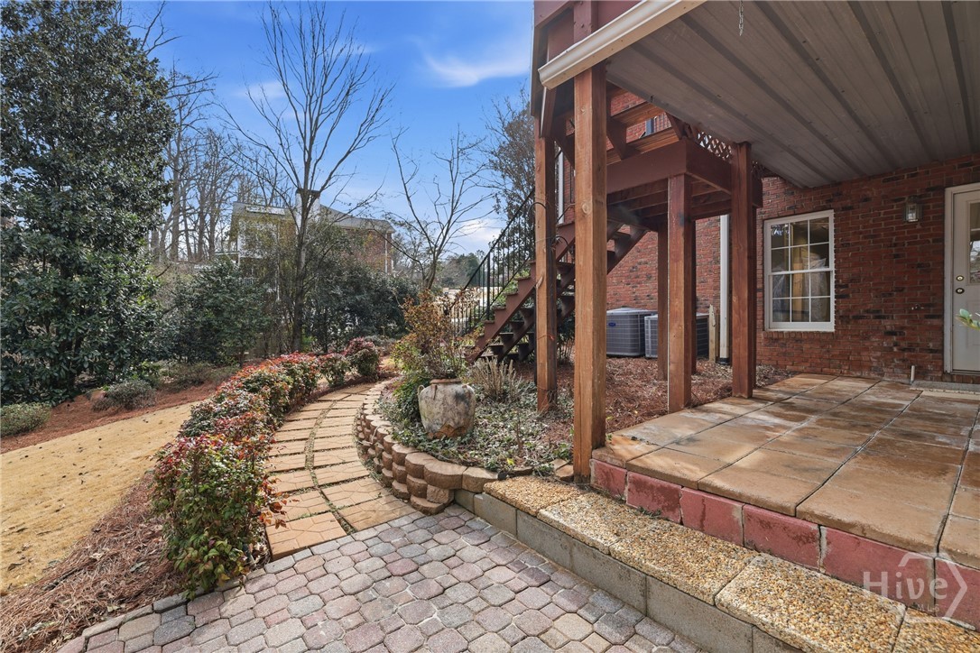 1031 Waterford Court