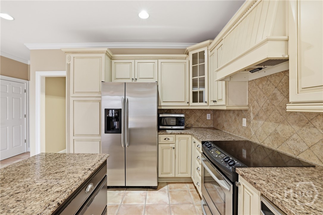 1031 Waterford Court